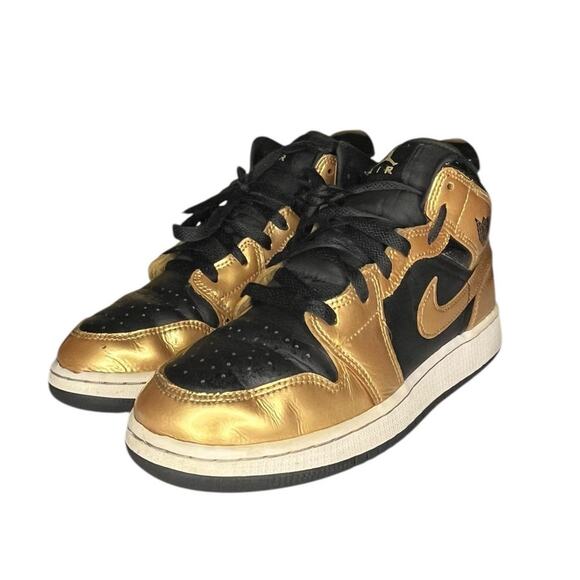 Nike Air Jordan Retro 1 Mid SE (GS) Size 5Y Metallic Gold DR6967-071 - Picture 2 of 6